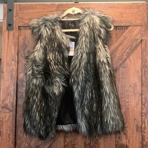 Jessica Simpson faux fur vest, size small, new with tag